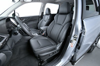 北米仕様には、グレーやブラウンなど4種類のインテリアカラーが用意されているという。