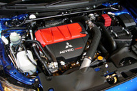 「馬力競争よりも中低速の使いやすさを重視。300psにはこだわらなかった」とは中尾龍吾プロダクトエグゼクティブの弁。「ただし、海外ではセッティングを変更するので、大台超えがありうる。」