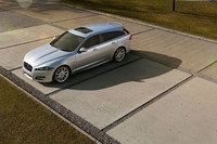 ジャガー、「XF」のワゴンバージョンを公開の画像