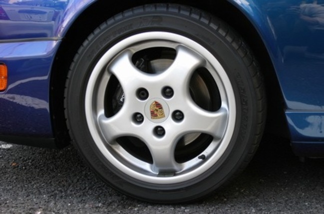 5年以上を経たMy911のタイヤ