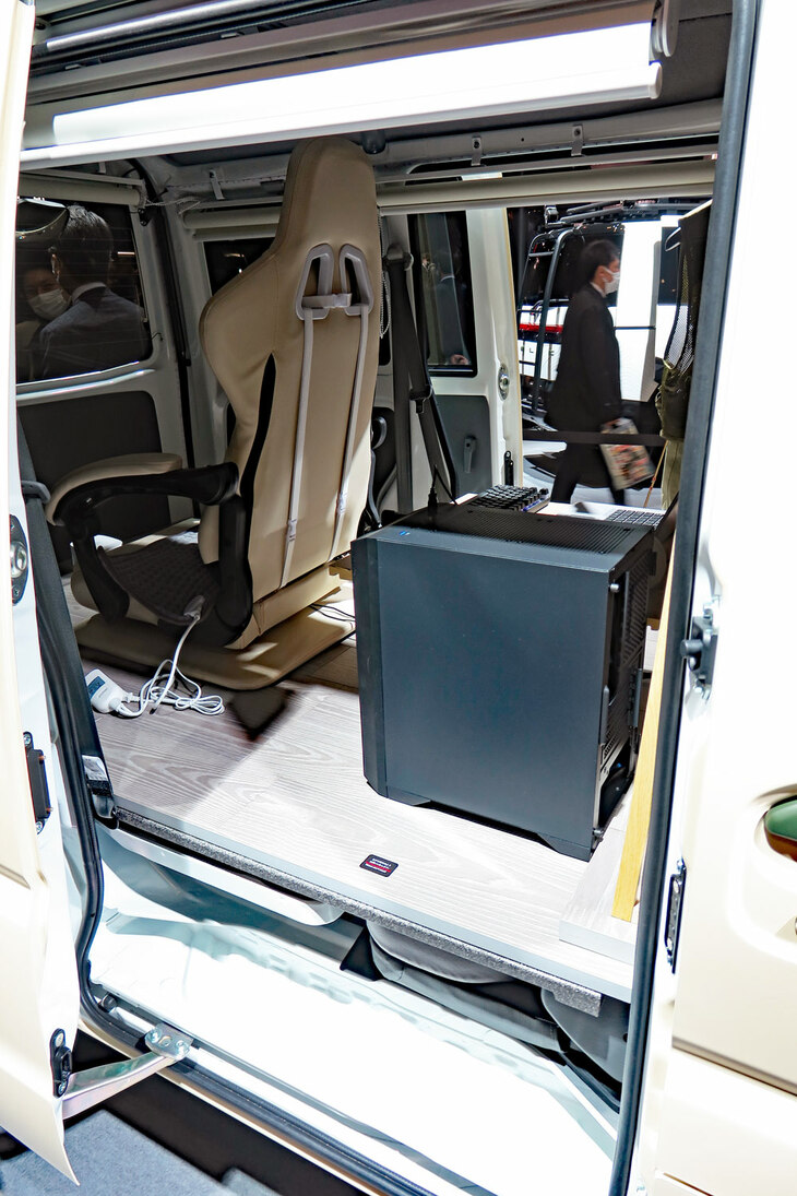 三菱ミニキャブ ミーブ B-Leisure Style II