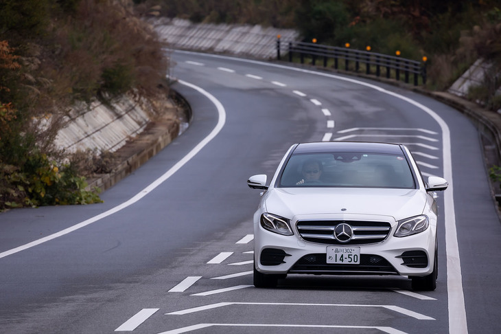 EV走行からエンジン稼働走行への切り替え時にショックなどを感じることはないが、ディーゼルエンジン特有の大きめの音が発生する。