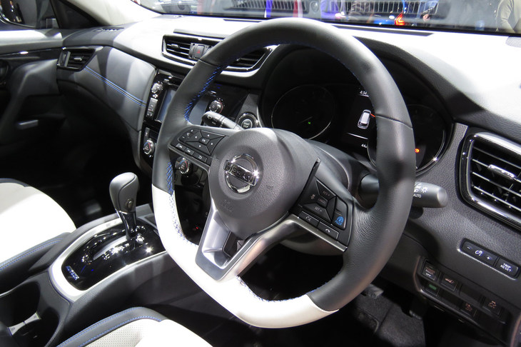 日産エクストレイルAUTECH