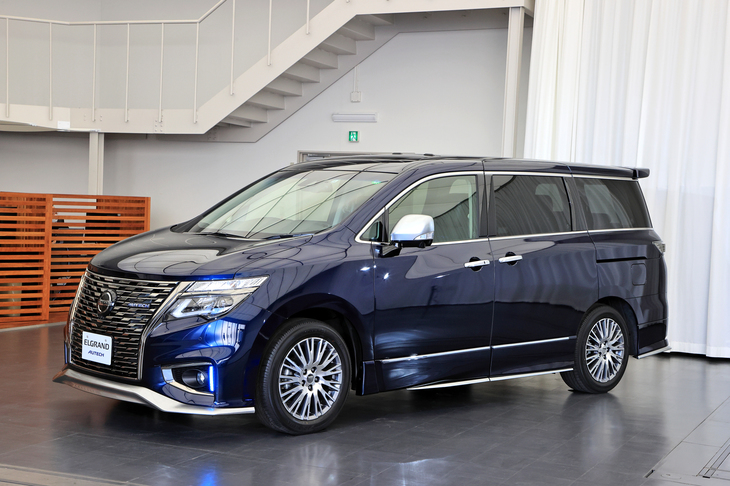 日産エルグランドAUTECH（エクステリア）