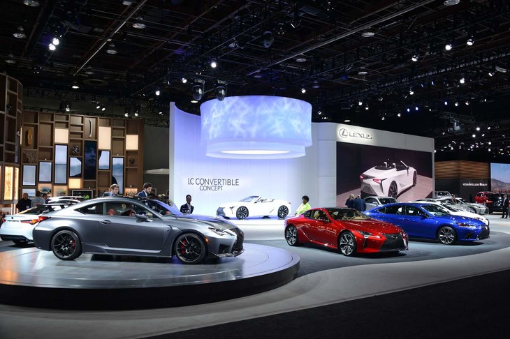 レクサスブースの様子。
