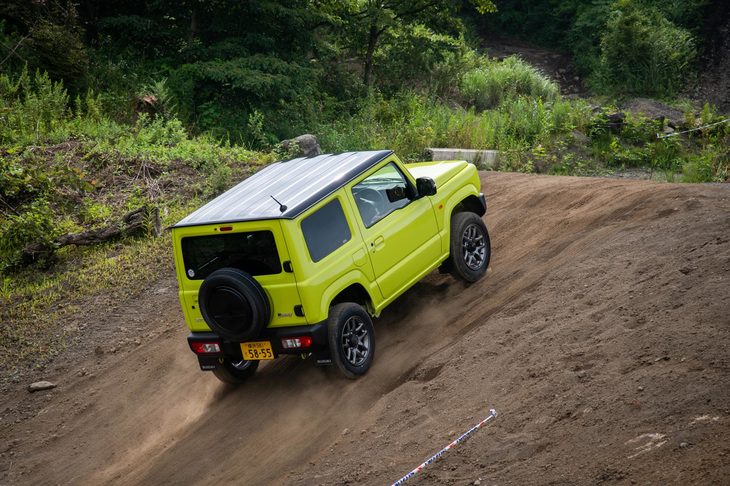 スズキ・ジムニーXC