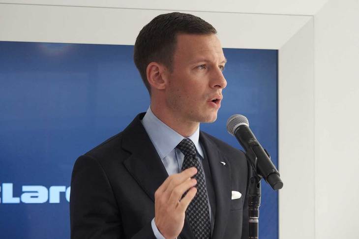 「マクラーレン麻布」のオープニングイベントに合わせて来日した「マクラーレンオートモーティブアジア」のアジアパシフィックマーケティングダイレクター、ジョージ・ビックス氏。