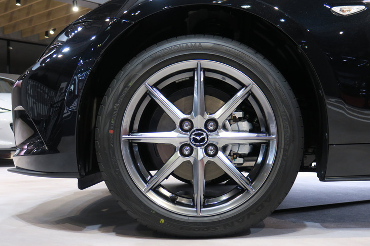 マツダ・ロードスターSレザーパッケージVセレクション