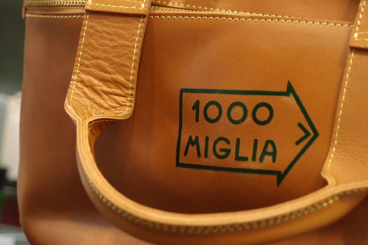 自動車関連グッズ／LE GARAGE