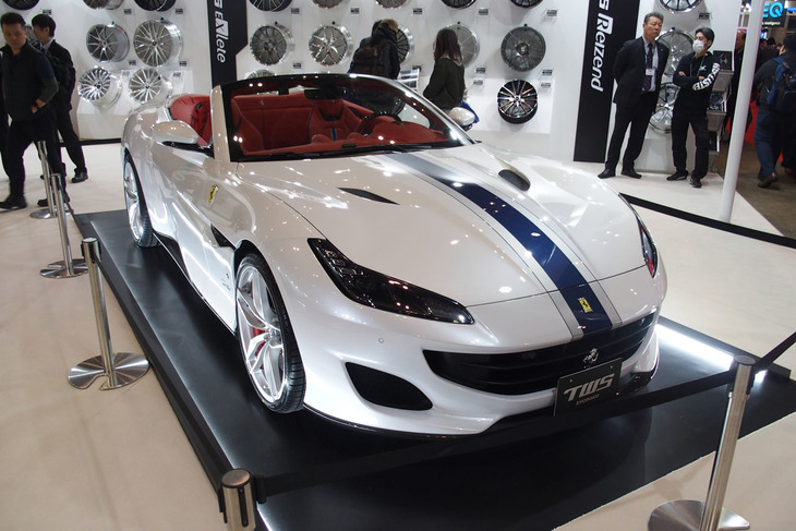 フェラーリ・ポルトフィーノ