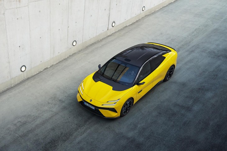 ロータス・エメヤR