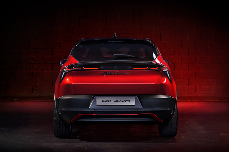 アルファ・ロメオ・ミラノ（リア）