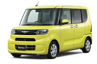 新型「ダイハツ・タント」は2019年の販売ランキングで2位に輝いた。11月には月間販売台数で首位に立ったものの、通年では「N-BOX」に遠く及ばず。