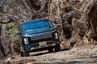三菱デリカD：5 P（4WD/8AT）【試乗記】