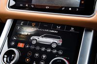 悪路走破用も含め、「テレインレスポンス」には多彩なドライブモードが備わっているが、基本的には「AUTO」に入れておけば、快適なドライブを楽しむことができる。