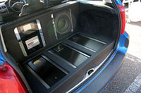 307のリアには……