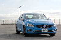 「ボルボS60 T6 AWD R-DESIGN（ポールスター・パフォーマンス・パッケージ装着車）」