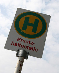 ドイツやオーストリアの「H」はバスの停留所。