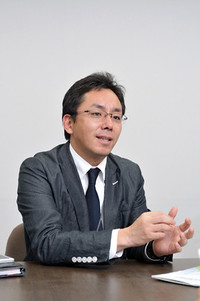 牛田孝一
ナビ事業本部 ソフト開発部 次長