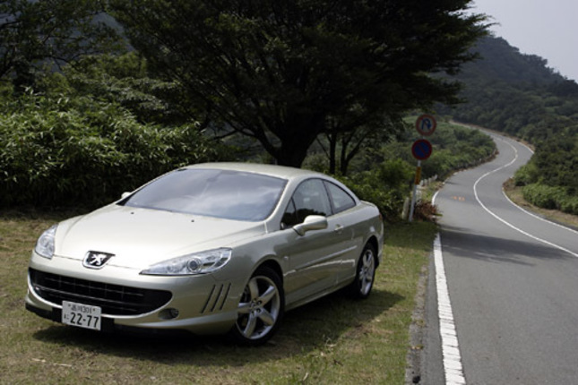 【スペック】全長×全幅×全高＝4815×1870×1405mm／ホイールベース＝2725mm／車重＝1660kg／駆動方式＝FF／3リッターV6DOHC 24バルブ（210ps/6000rpm、29.5kgm/3750rpm）／価格＝549.0万円（テスト車＝同じ）