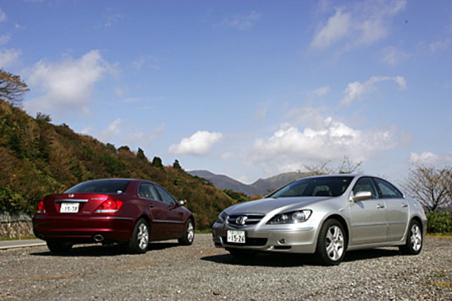 【スペック】全長×全幅×全高＝4930×1845×1455mm／ホイールベース＝2800mm／車重＝1760kg／駆動方式＝4WD／3.5リッターV6SOHC24バルブ（300ps/6200rpm、36.0kgm/5000rpm）／価格＝525.0万円（テスト車＝同じ）