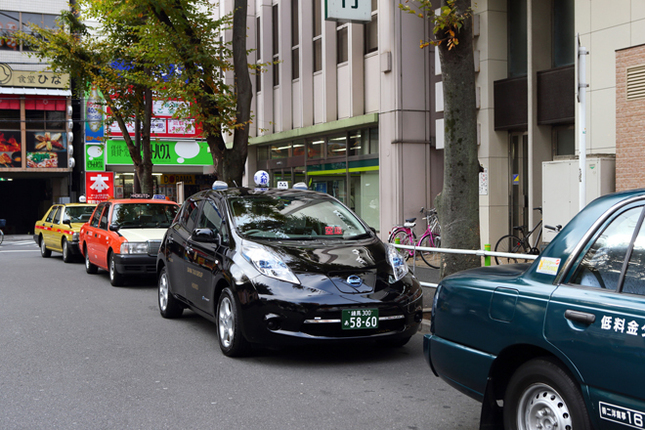 （写真＝荒川正幸）