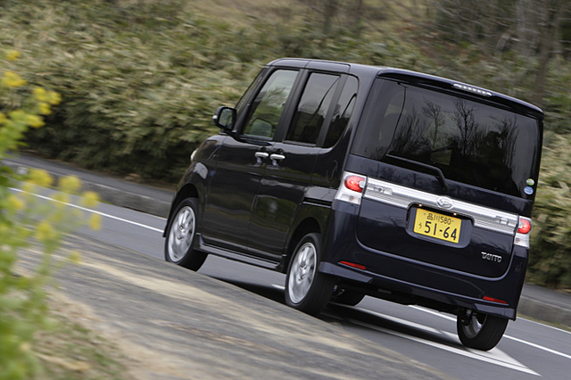 ダイハツ タントxリミテッド Ff Cvt タントカスタムrs Ff Cvt 試乗記 実用車のカガミ Webcg