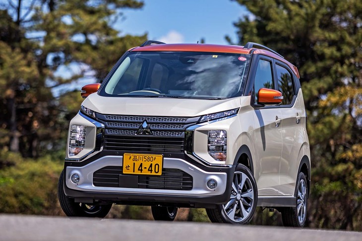 トップグレードとなる「eKクロスT」のボディーサイズは、全長×全幅×全高＝3395×1475×1685mm（オプションのルーフレール装着時）、ホイールベース＝2495mm。