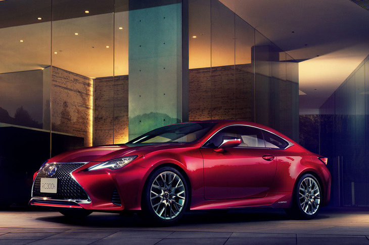 レクサスRC300h“バージョンL”