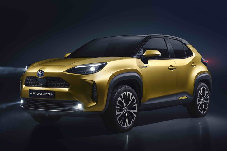 こちらはコンパクトSUV「ヤリス クロス」。「カローラ クロス」はこのヤリス クロス以上、「C-HR」以下と位置づけられる。