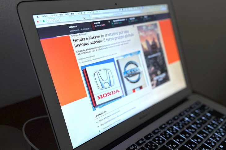 日産-ホンダによる統合協議入りを伝える『イル・ソーレ24オーレ』電子版。