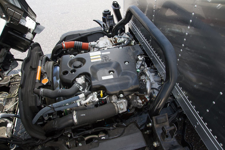 いすゞ・エルフ ワイドキャブ ロングボディー ドライバン