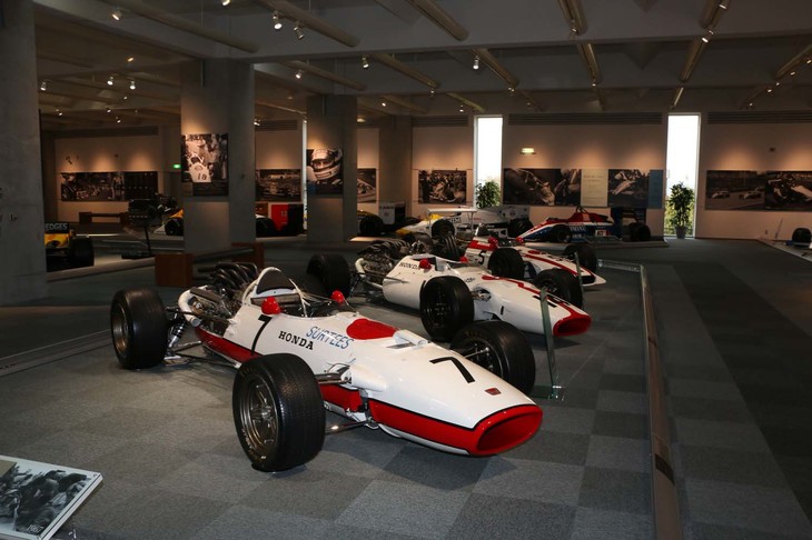 3F北棟は四輪競技車コーナー。ホンダのF1の歴史に加え、“ハコ車”レースへの取り組みを振り返ることができる。