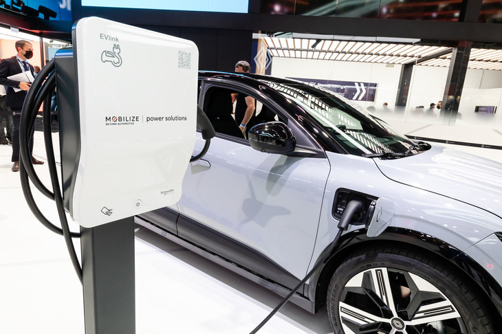 ルノー・メガーヌE-TECHエレクトリック