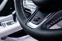 ジャガーFペースSVR（4WD/8AT）【試乗記】の画像