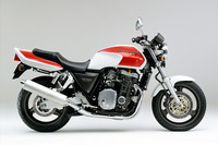 「CB1000スーパーフォア」を生み出した「プロジェクトBIG-1」とは、「新しい時代にふさわしいホンダのロードスポーツモデルはどうあるべきか」を徹底追求した商品コンセプトであり、「水冷・４サイクル・DOHC・直列４気筒エンジンを搭載していること」「その体躯（たいく）はあくまでもセクシー＆ワイルドであること」「走る者の心を魅了する感動性能を有すること」がその骨子となっていた。 