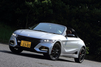 ホンダS660モデューロX（MR/6MT）【試乗記】