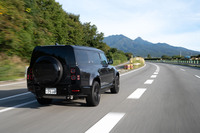 ロングドライブでドライバーを疲れさせない快適性も、永田選手のような競技者にとってはゆずれない性能なのだ。