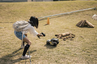 未来の「ディフェンダー」オーナーにはラジコン体験が人気だった。テレビゲームではなく、リアルなラジコンカーを操作するプレイは、多くの子どもたちにとって新鮮だった様子。同伴した保護者の方が熱くなるシーンも見受けられた。