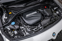 「218dアクティブツアラー」に搭載される最高出力150PS/4000rpm、最大トルク360N・m/1500-2500rpmの2リッター直4ディーゼルターボエンジン。7段DCTと組み合わされる。