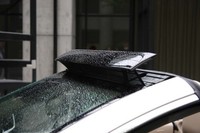 こちらが注目の装備「エアキャップ」。オープン走行時に髪が乱れないほどの効果が期待できるという。