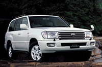 トヨタ「ランドクルーザー100」、一部改良と特別仕様車の画像