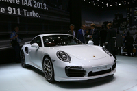 「ポルシェ911ターボS」