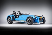 ケーターハムに300psオーバーの高性能モデルの画像