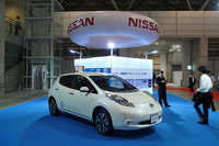 日産が自動運転システムの試作車を公開【CEATEC 2013】の画像