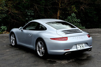 ボディーカラーは「シルバーメタリック」。