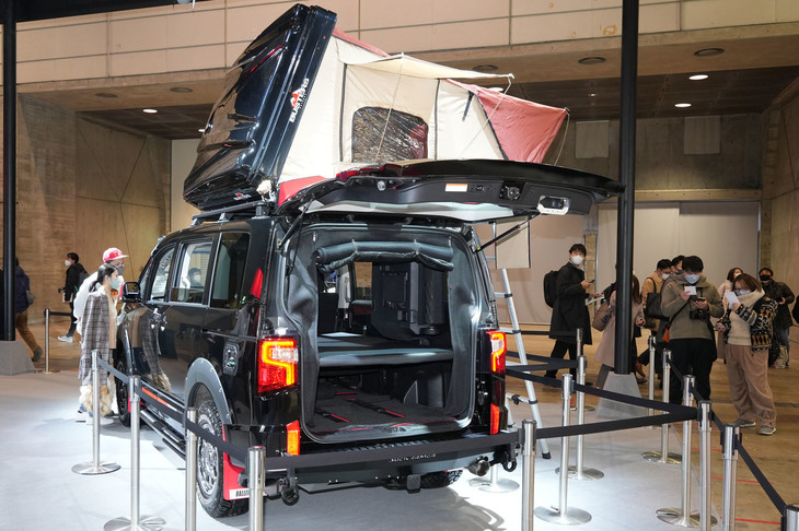 三菱デリカD：5 Tough×Tough