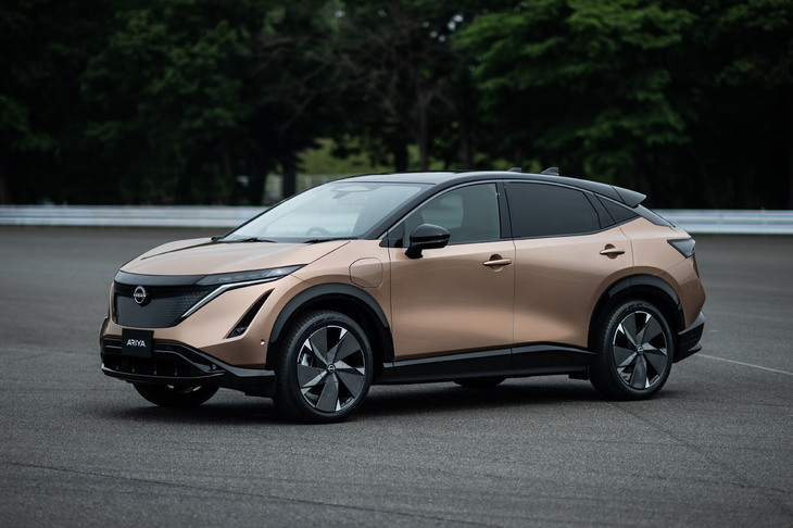 2022年5月12日にカタログモデル「B6」が発売された「日産アリア」。より大容量のバッテリーを積むモデルや4WDモデルのリリースはまだまだこれから。