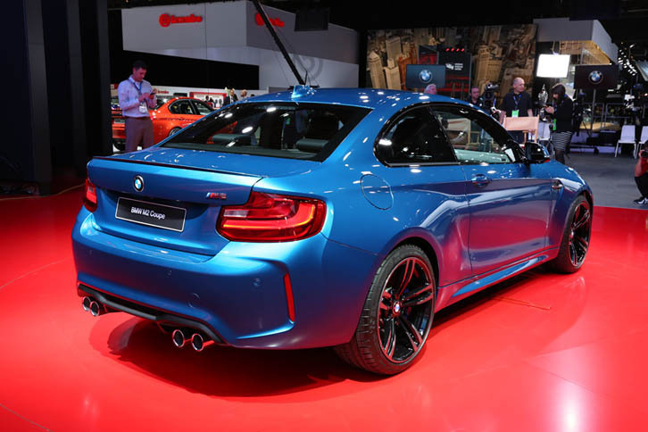 BMW M2クーペ