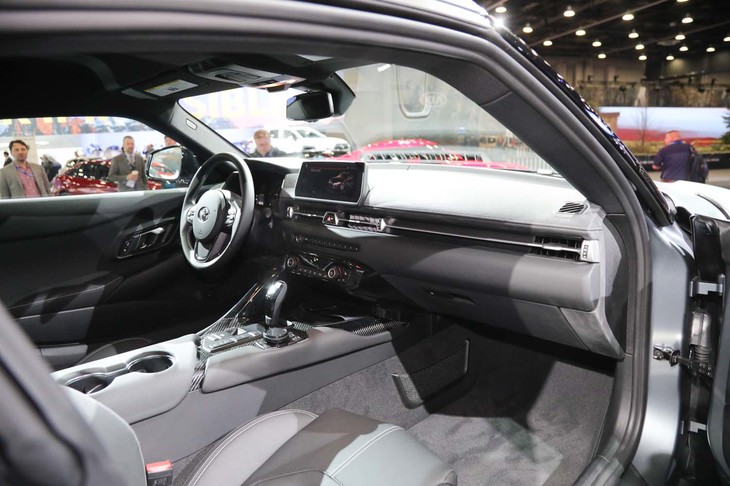 トヨタ・スープラ（インテリア）